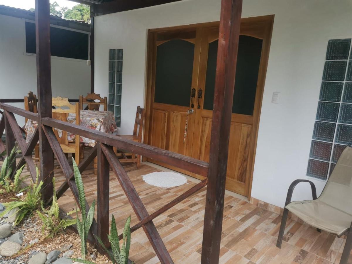 Hostal Cecilia Puerto Viejo de Talamanca Екстер'єр фото