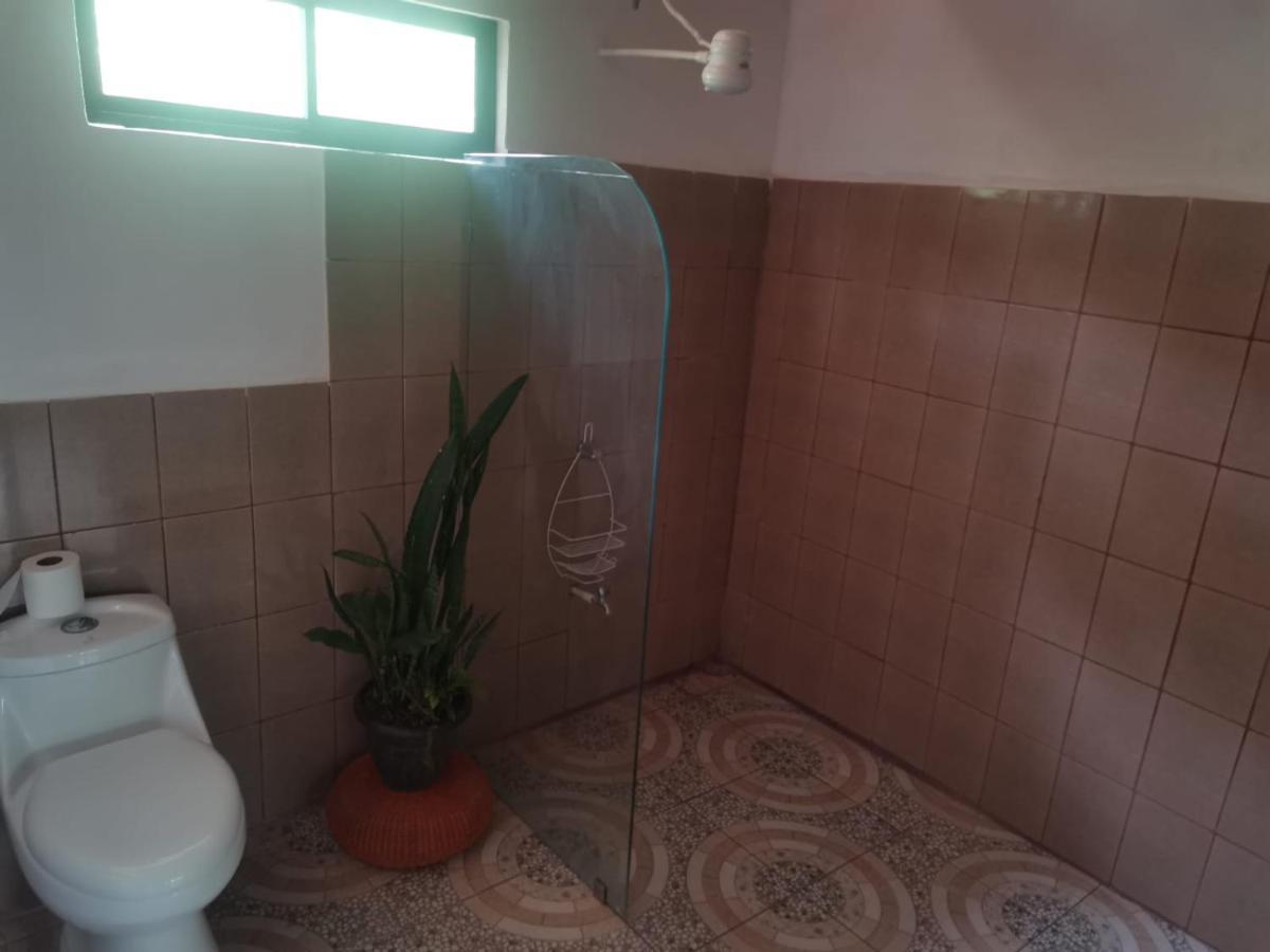 Hostal Cecilia Puerto Viejo de Talamanca Екстер'єр фото