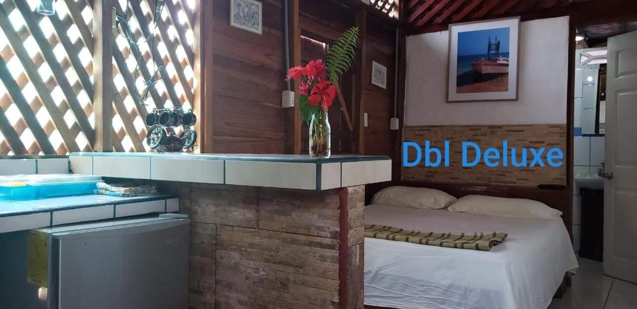 Hostal Cecilia Puerto Viejo de Talamanca Екстер'єр фото